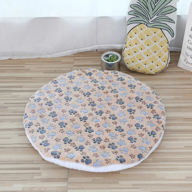 Plush Cat Bed Mats Round Pet Bed for Cats Small Dogs Soft Fleece Pet Sleeping Mat Kitten Puppy Nest Pet Cushion Cat Accessories
